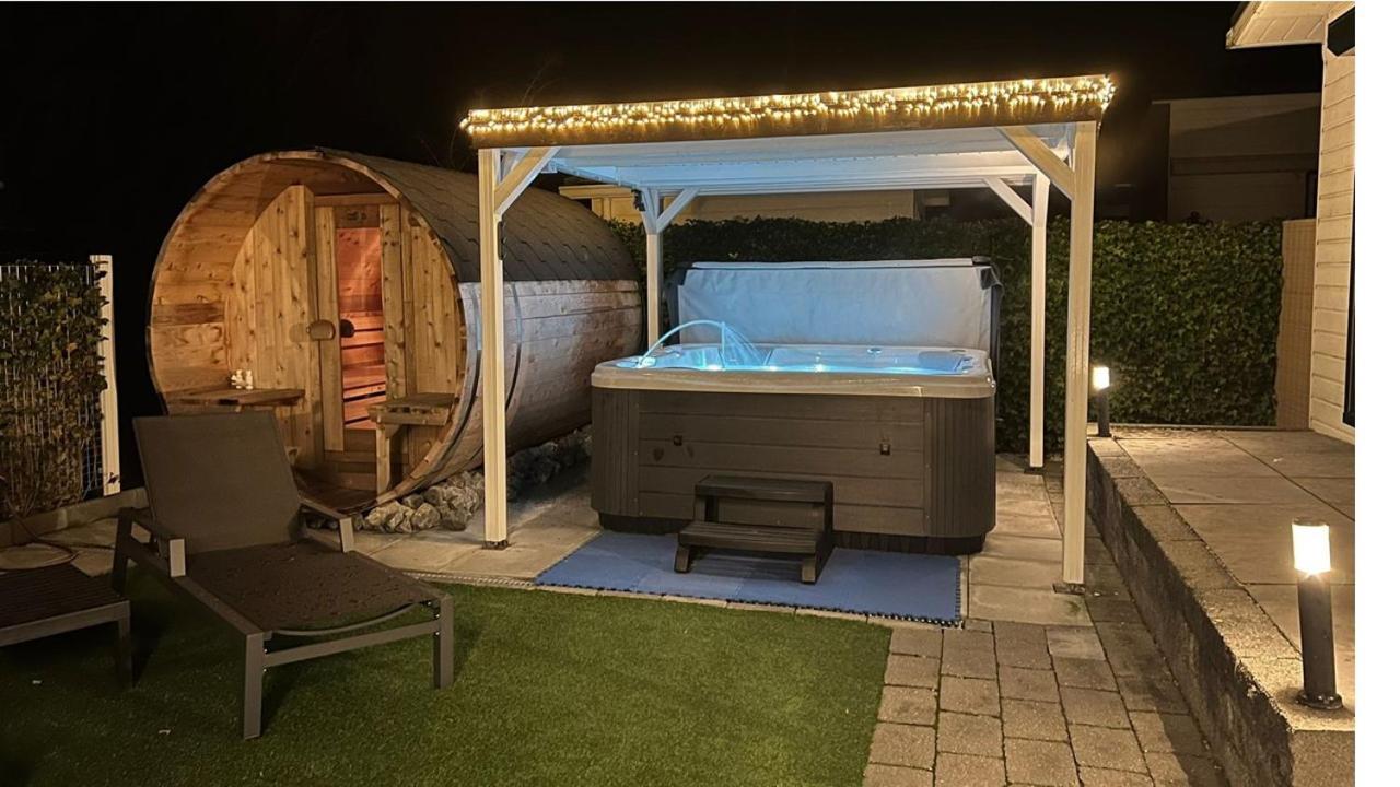 Chalet Buutengeweun, Met Luxe Jacuzzi En Tonsauna Sint Annaland Exterior foto